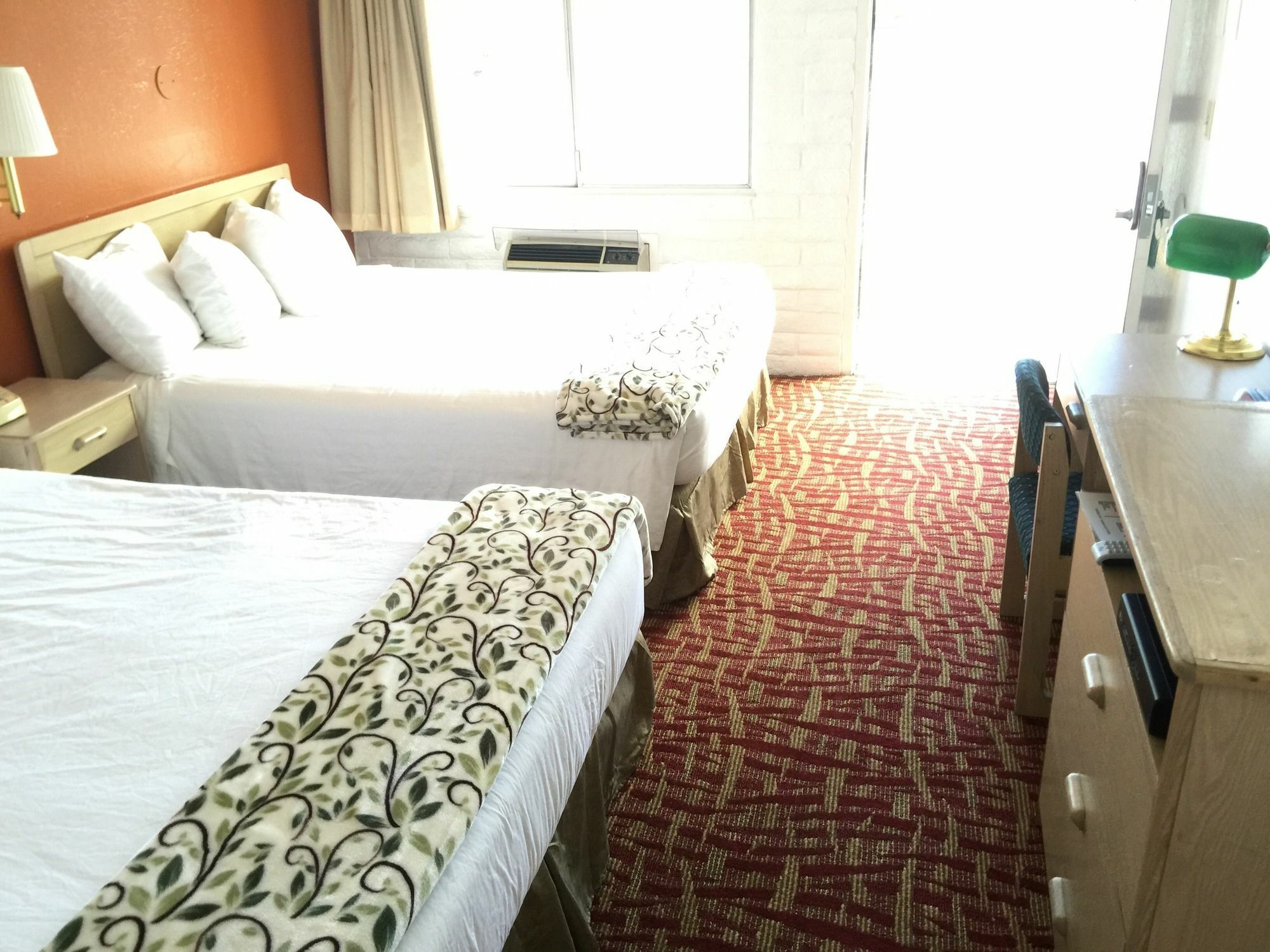 Royal Crest Motel Medford Bagian luar foto
